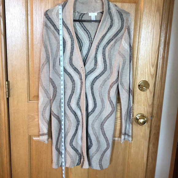 Chico’s long cardigan with removable faux fur collar. Size 1. - Picture 6 of 10